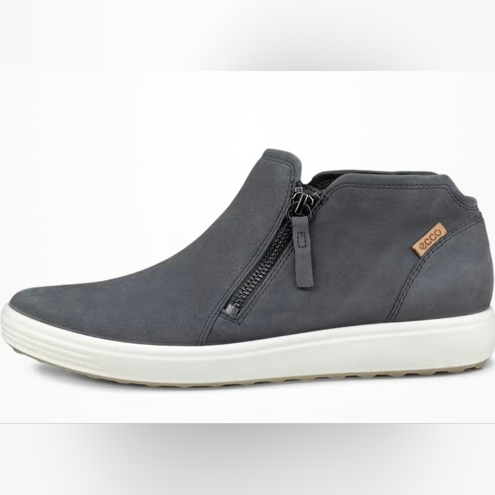 New with Box - ECCO - Women's Low Boot Gray 37